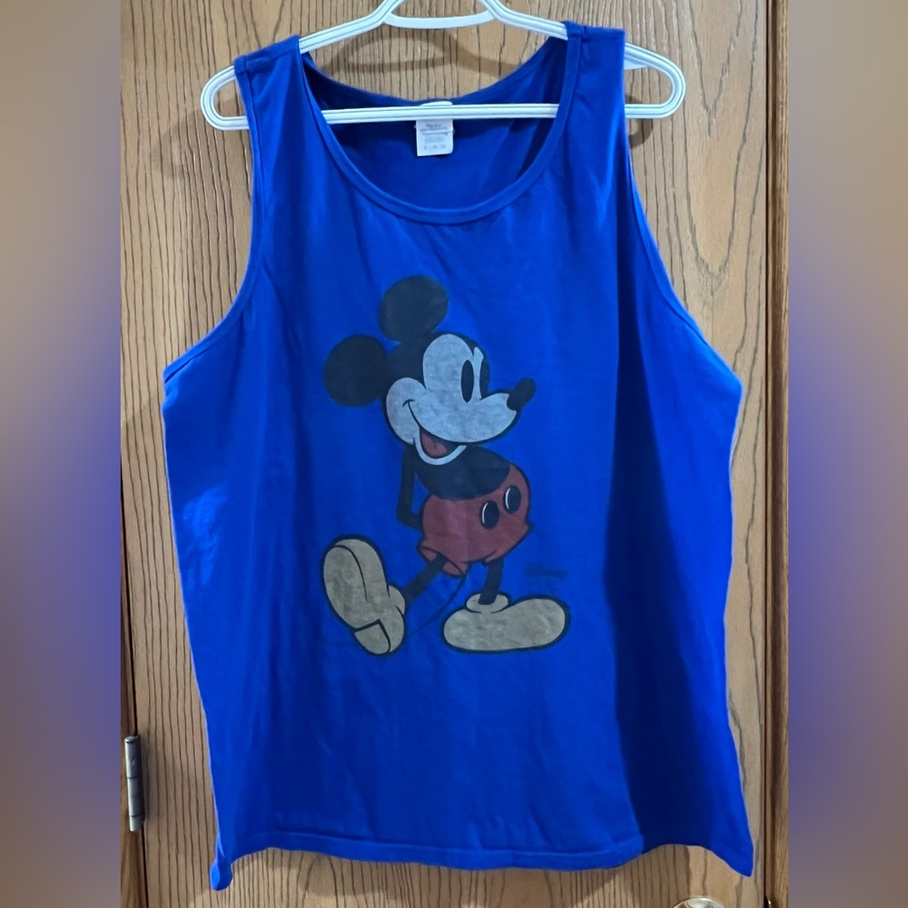 Disney 	OFFICIALLY LICENSED Size XL UNISEX